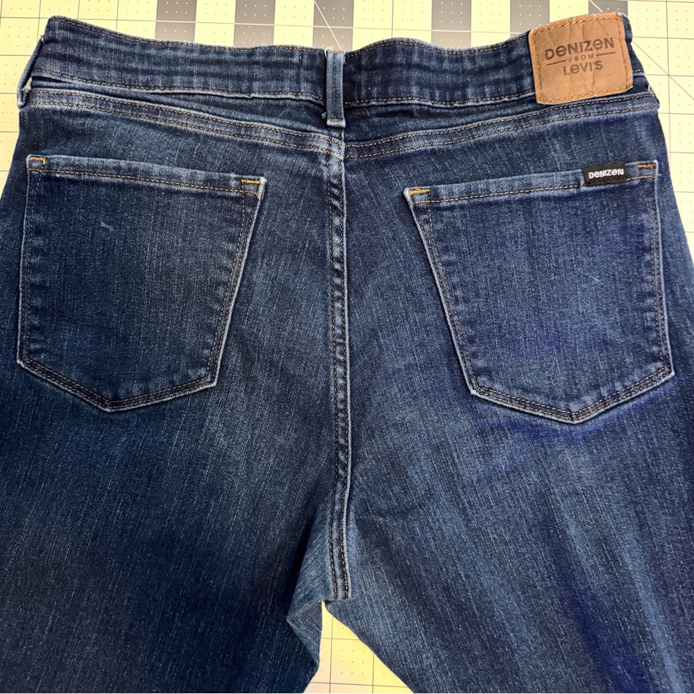 Women’s Levi's Denizen Jeans - Picture 6 of 8